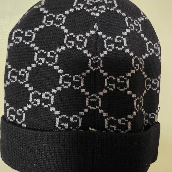 Gucci Black and Gray Knit Beanie - Picture 4 of 6